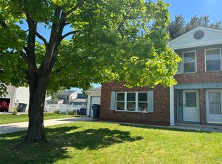 332 Osprey Ln, Voorhees, NJ 08043