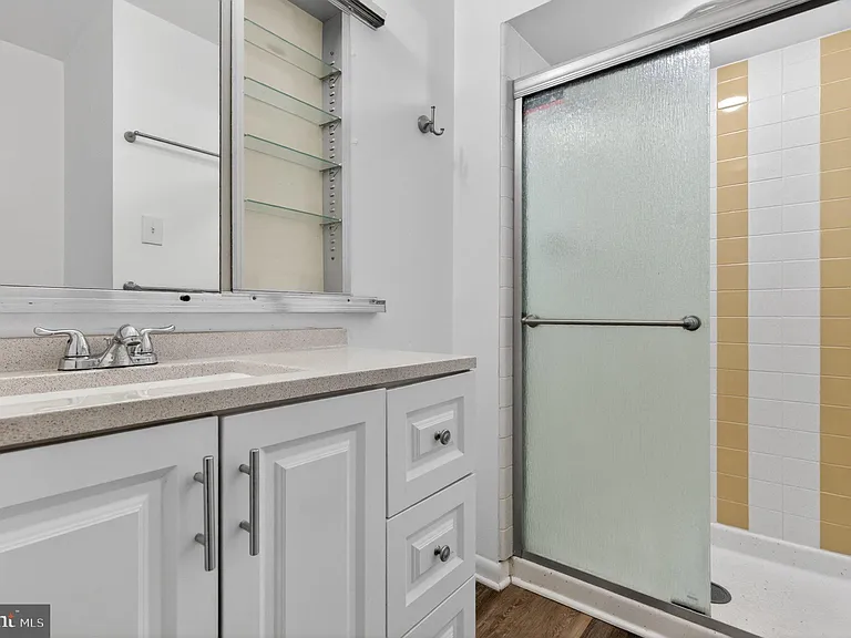 313 Barton Run Blvd — Photo 9