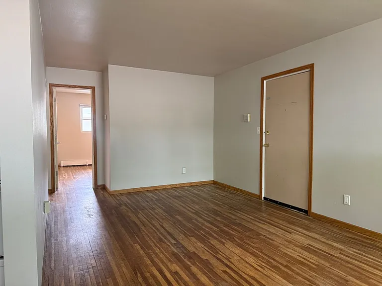 2814 8th St N #3 — Photo 3
