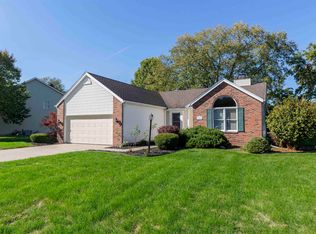 1381 Stone Trl, South Bend, IN 46614