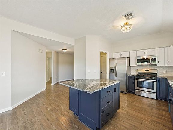 5th image of 19719 Eagle Canyon Way