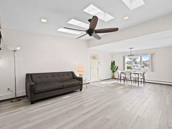 3rd image of 23 Vista Lane