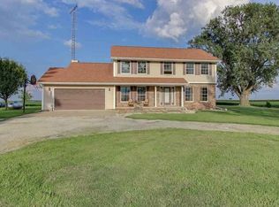 14374 N 1600 East Rd, Pontiac, IL 61764