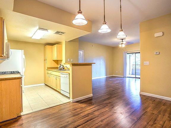4th image of 8250 N Grand Canyon Dr Unit 2179