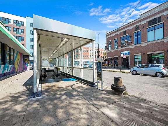 4th image of 2700 N Spaulding Ave #3306-2Q