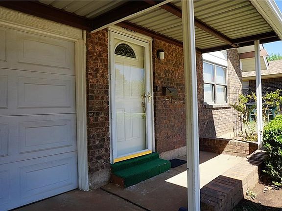 3rd image of 4009 SE 14th St
