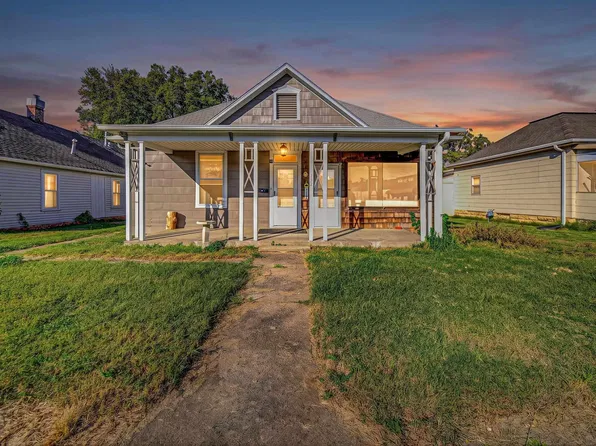 1212 N Washington St, Junction City, KS 66441