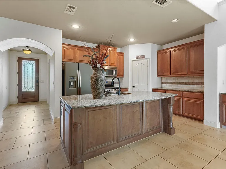 1204 E Shawnee Dr — Photo 20