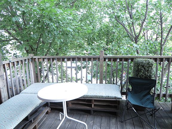 5th image of 3751 N Southport Ave #3