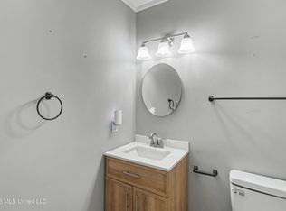 15420 Anderson Dr, Biloxi, MS 39532