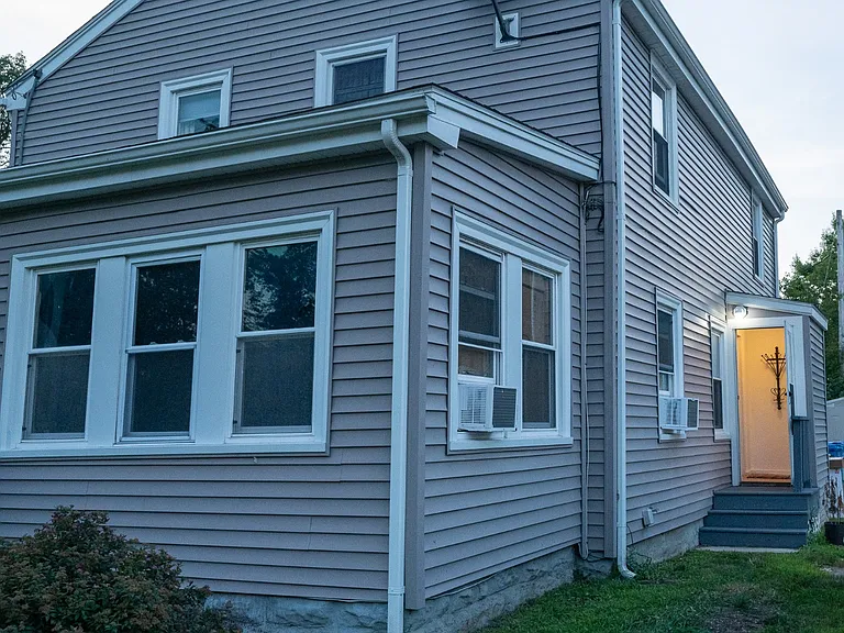 293 Shears St #2 — Photo 1