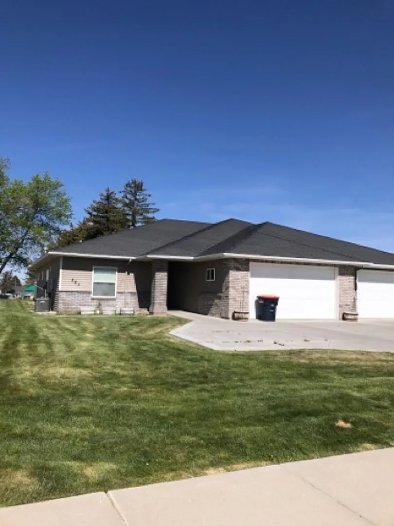 321 Aspenwood Drive — Photo 1