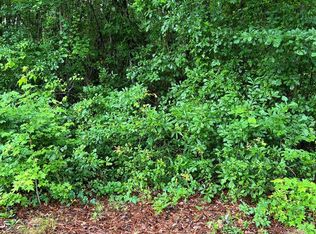 2166 Tanglewood Rd, Sumter, SC 29154