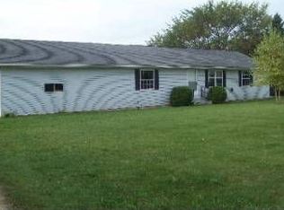 W6769 Greenville Dr, Greenville, WI 54942