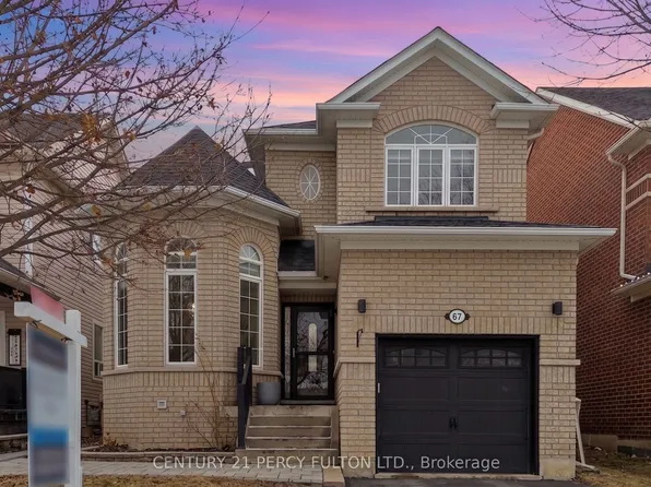 67 Kenilworth Cres, Whitby, ON L1M 2M7