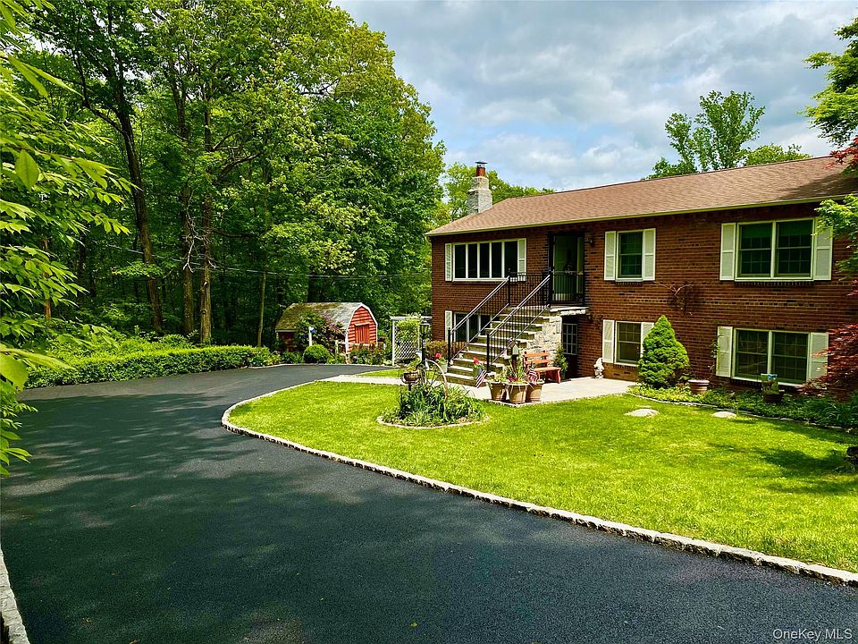 1st image of 60 Arbutus Street