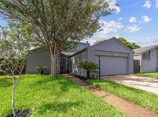 11542 Bellerive Dr, Houston, TX 77072
