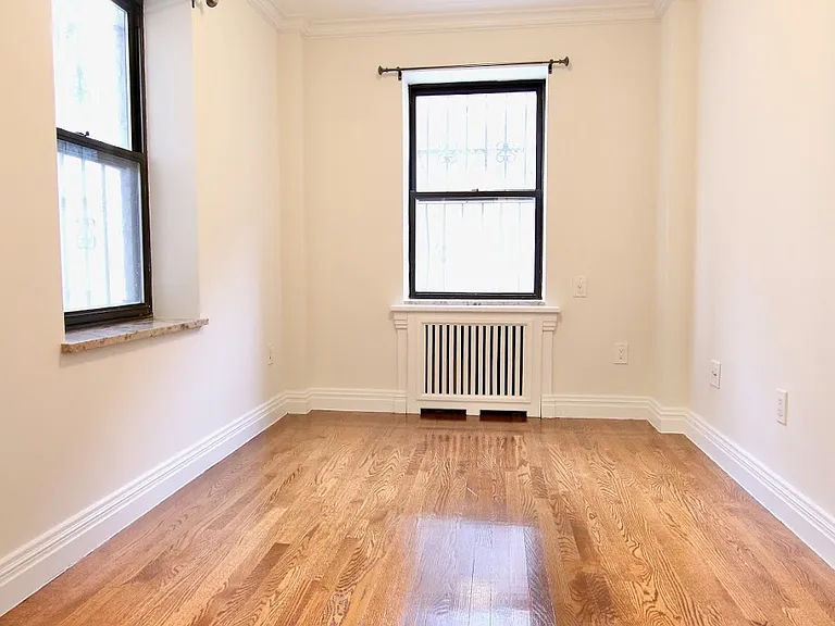 325 W 87th St #1B — Photo 8