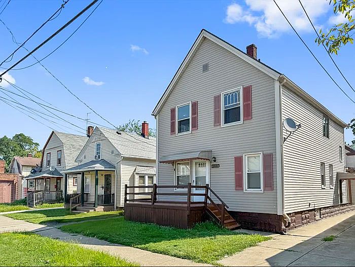1st image of 3557 W 46th St #Up