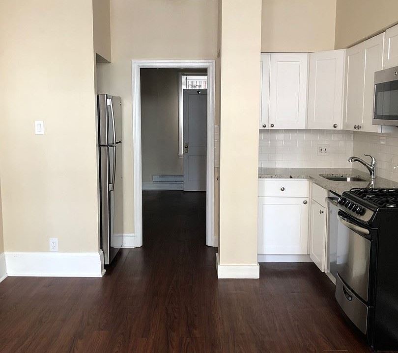 1st image of 319 S 13th St #191F