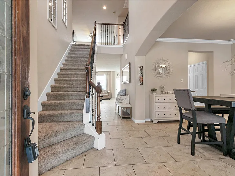 5915 Estonia Ct — Photo 4