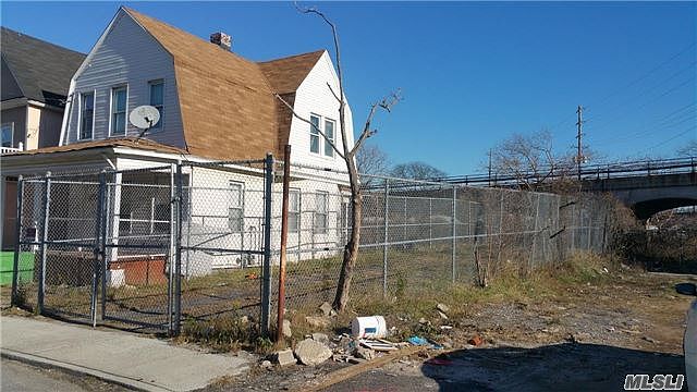 1st image of 312 Beach 84th St