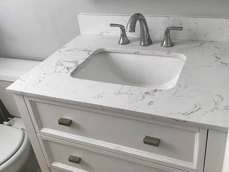 Renovated bathroom (2nd Floor)