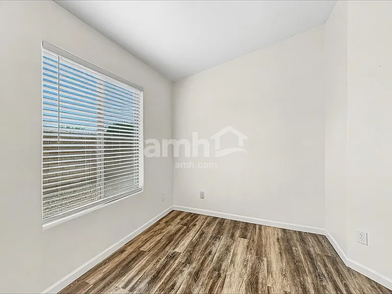 35042 N Aubrac Cir — Photo 6