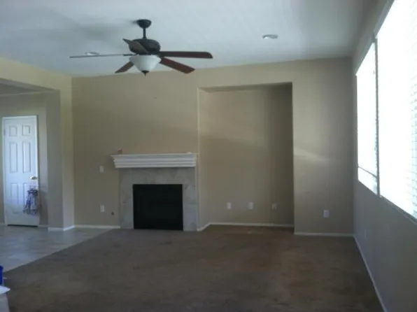 27574 Watercrest Dr, Menifee, CA 92585
