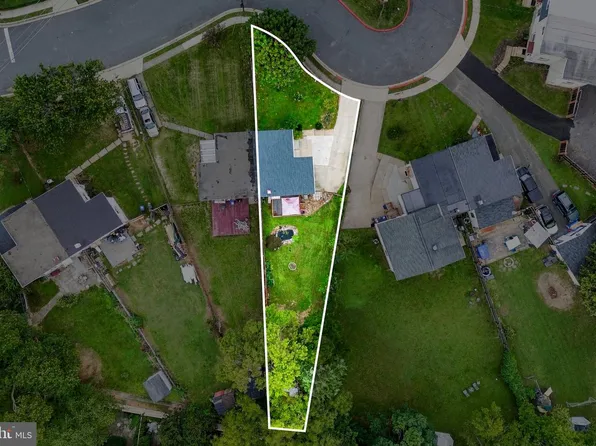 4230 Ardmore Pl, Fairfax, VA 22030