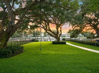 2162 Radnor Rd, North Palm Beach, FL 33408