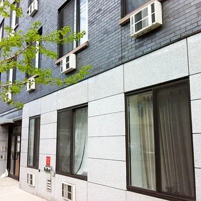 Rented by Nooklyn NYC LLC | media 72