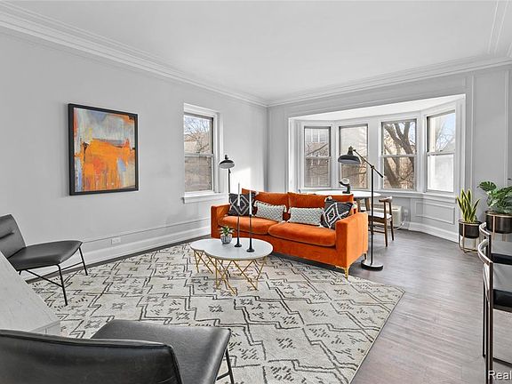 3rd image of 700 Seward Ave #414