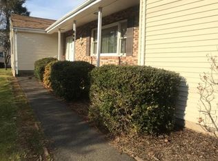 332 Saybrook Rd, Middletown, CT 06457