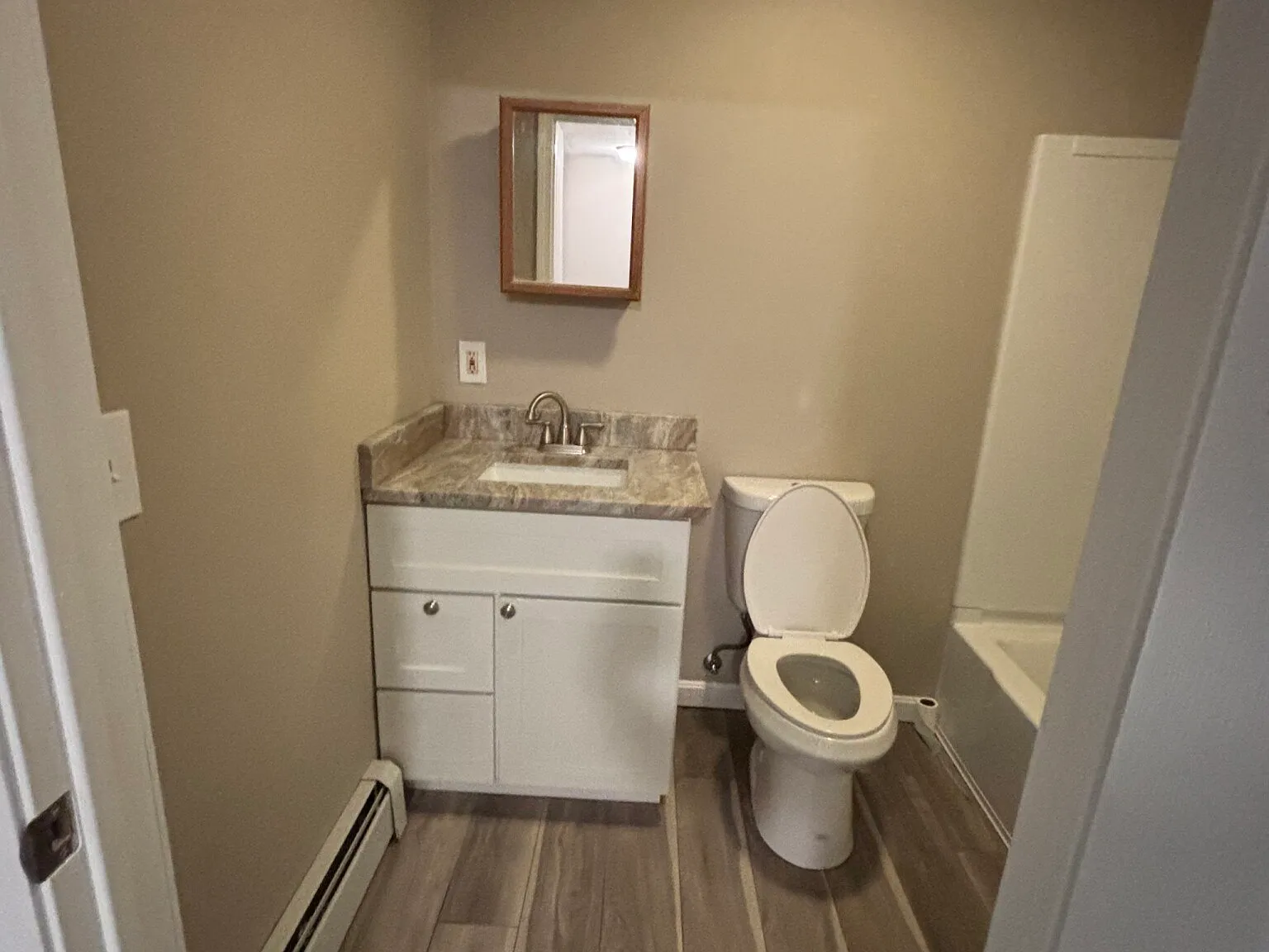 2 bed, $2,000 — Photo 4