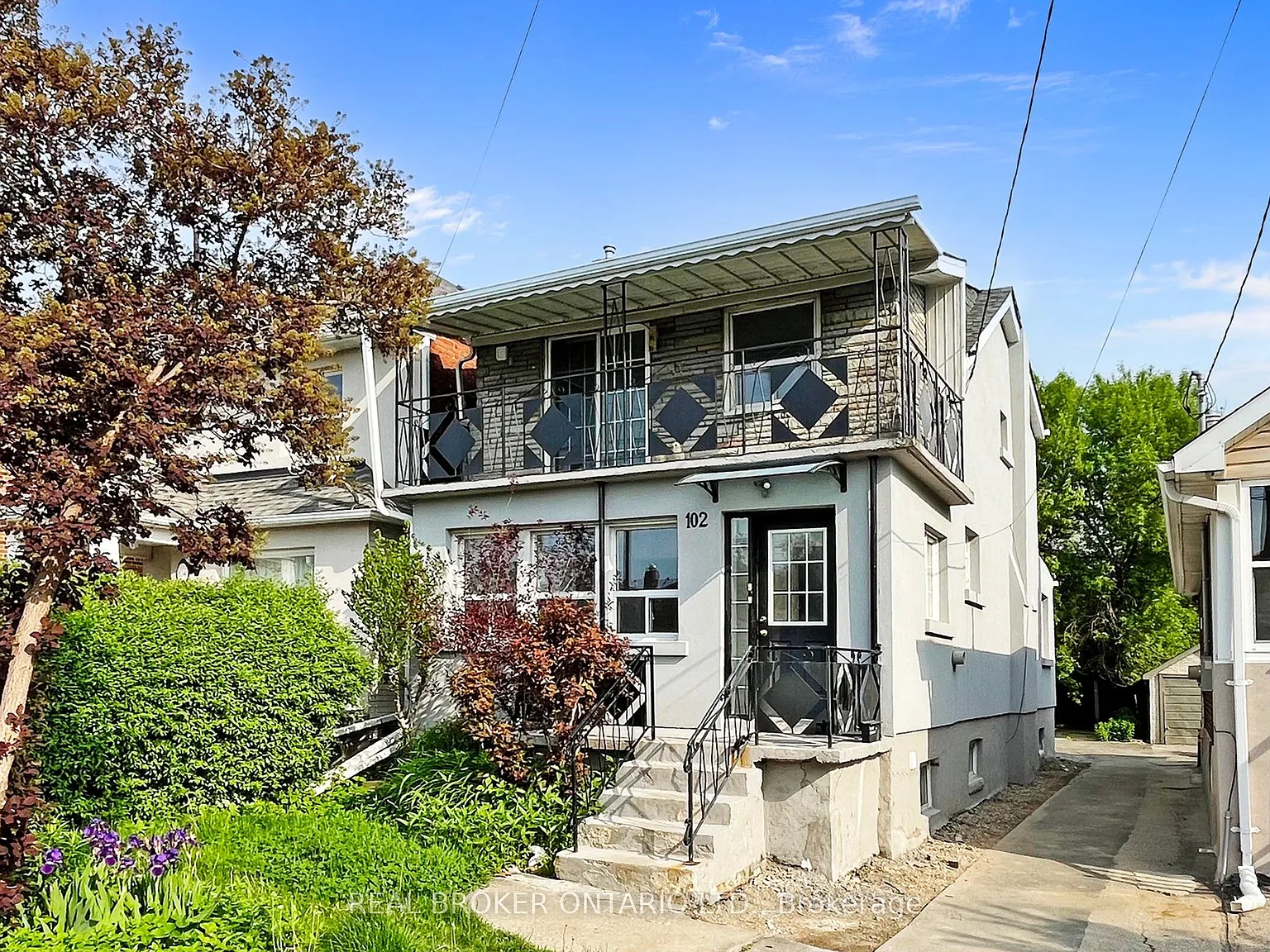 3 bed, $2,300 — Photo 1