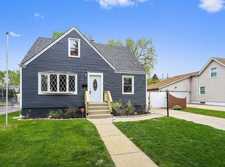 5421 Kimball Pl, Oak Lawn, IL 60453