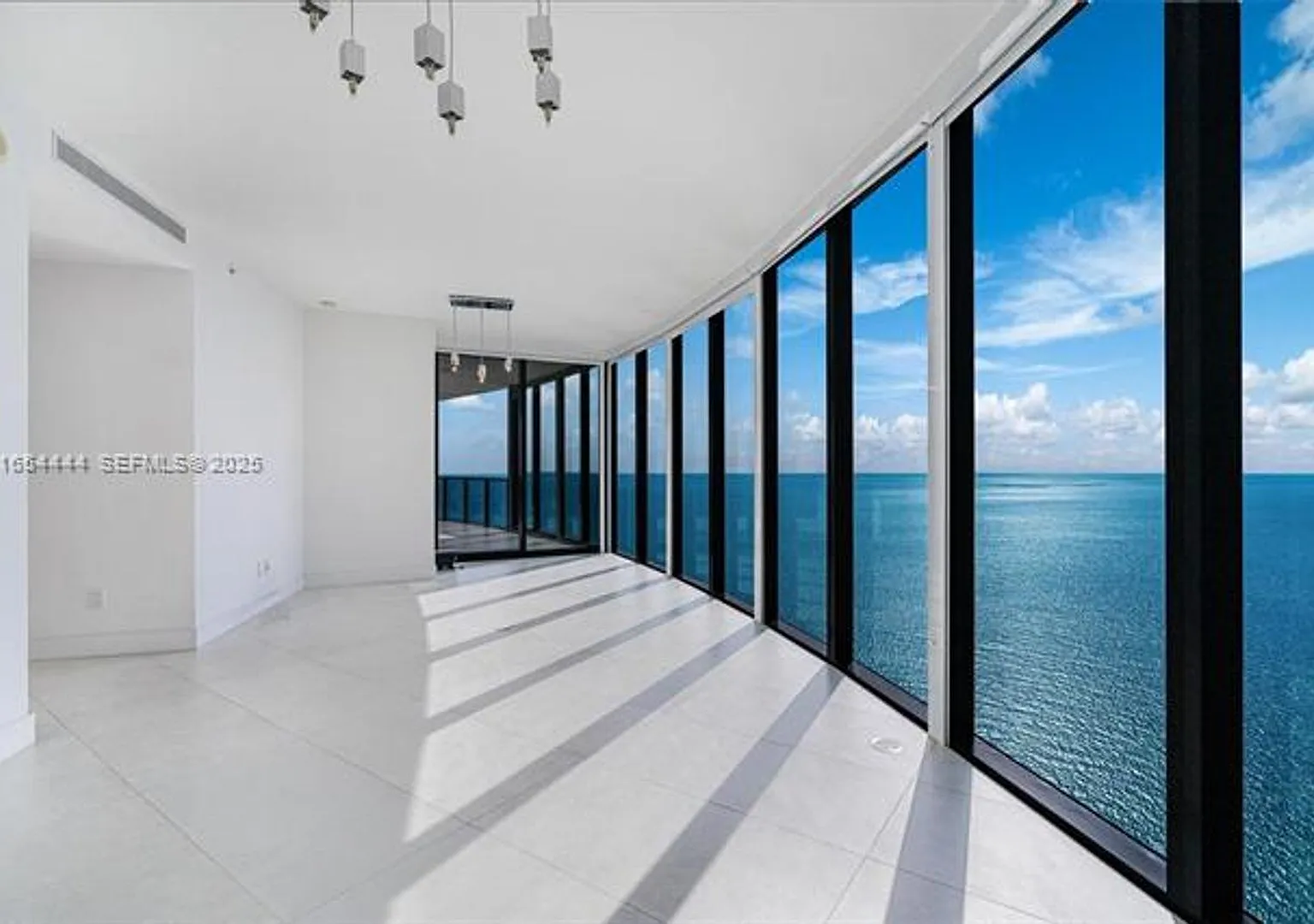 18555 Collins Ave cu-5001, Sunny Isles Beach, FL 33160 — Photo 3