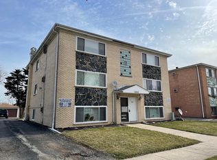 3856 W 124th St APT 2E, Alsip, IL 60803