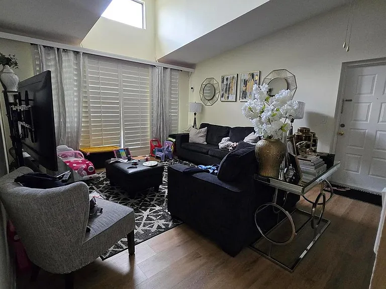 1009 Green Pine Blvd #D3 — Photo 7