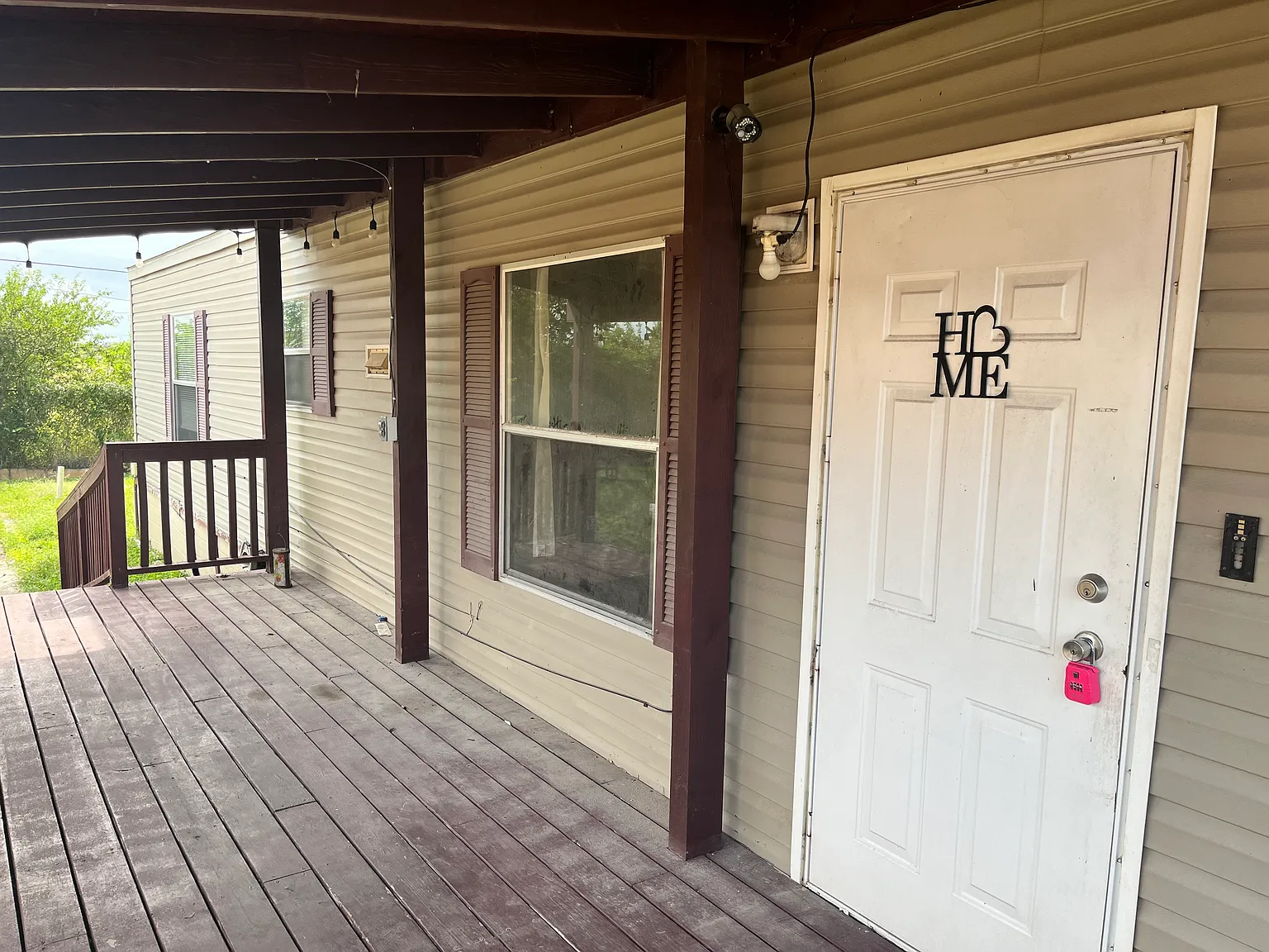 2 bed, 896 sqft, $1,199 — Photo 1