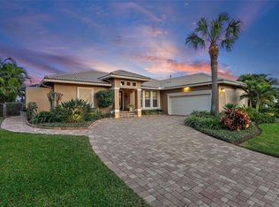 4851 Lansing St NE, Saint Petersburg, FL 33703
