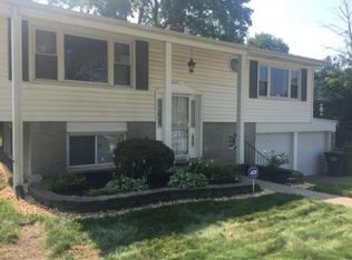 16560 Wolcott Ave, Markham, IL 60428