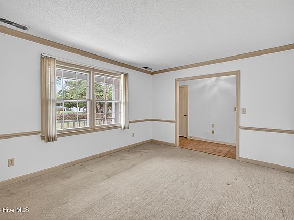 5th image of 305 Semmes Drive