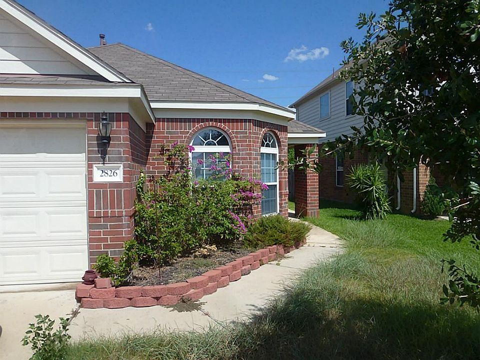1st image of 2826 Youpon Lake Ct