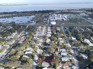 205 Maple Ave, Fort Pierce, FL 34982