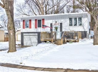 8509 Madison Ave, Urbandale, IA 50322