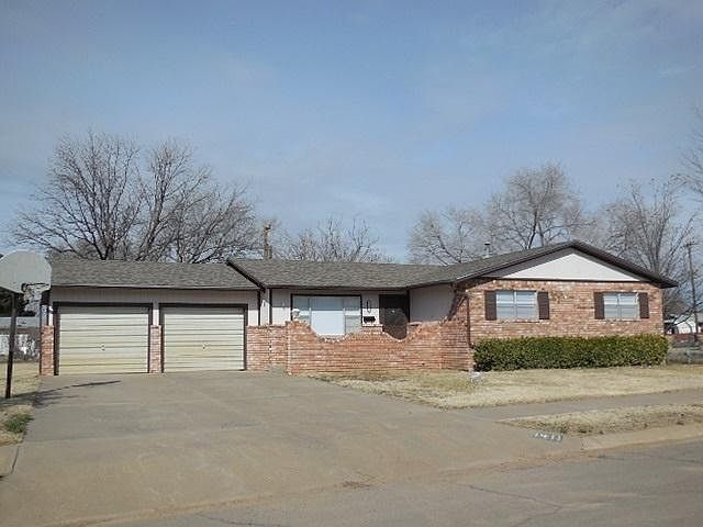 1st image of 1411 S Bonita Dr