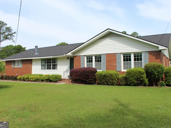 1120 4th Ave, Eastman, GA 31023