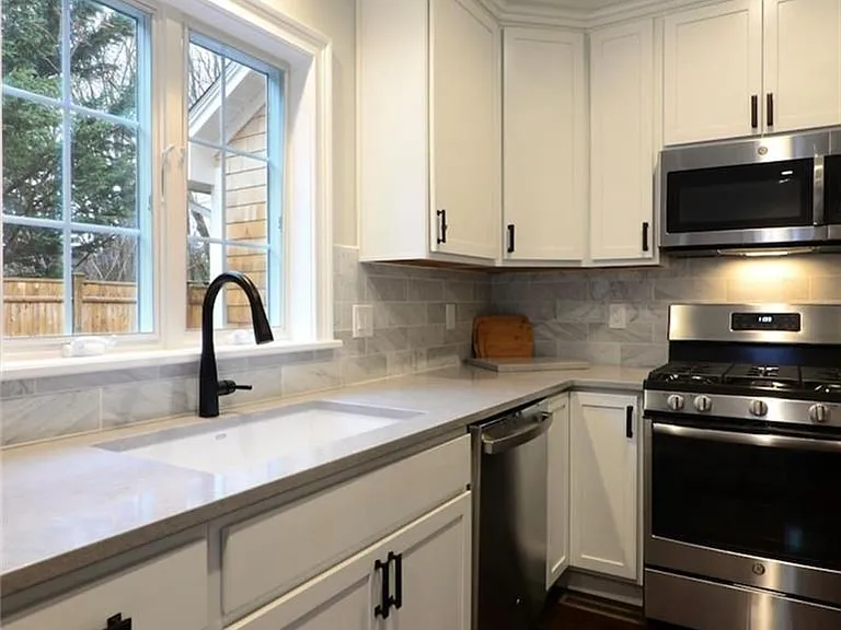 13 Arnold Ave #1 — Photo 11